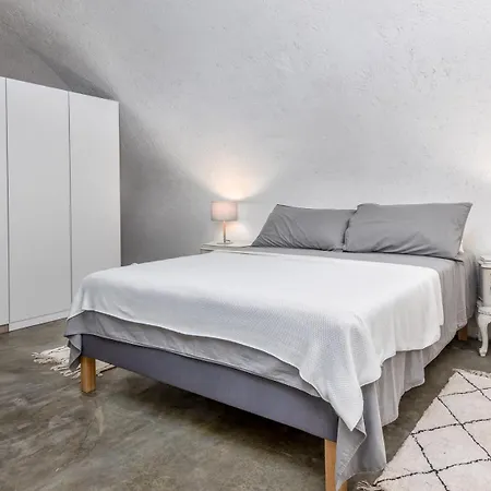 Apartman Alta - Piazza Mercato Del Fieno House Bergamo