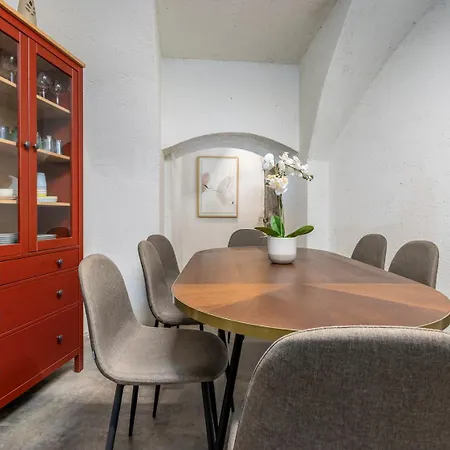 Apartamento Alta - Piazza Mercato Del Fieno House *