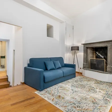 Alta - Piazza Mercato Del Fieno House Apartamento